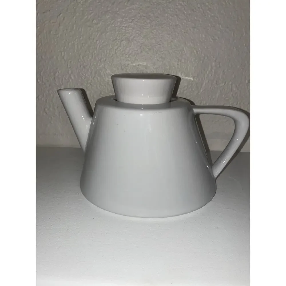 Ikea Modern LARGE (1.8L) White Porcelain Teapot w Lid Art Deco Danish MCM - Picture 2 of 8